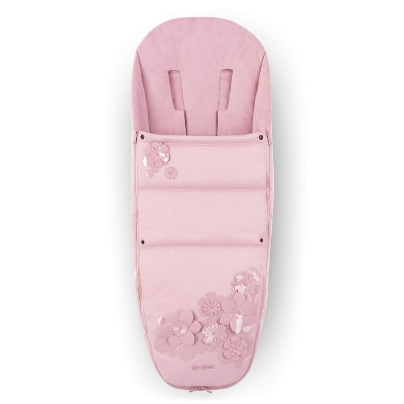 Platinum Footmuff – Simply Flowers