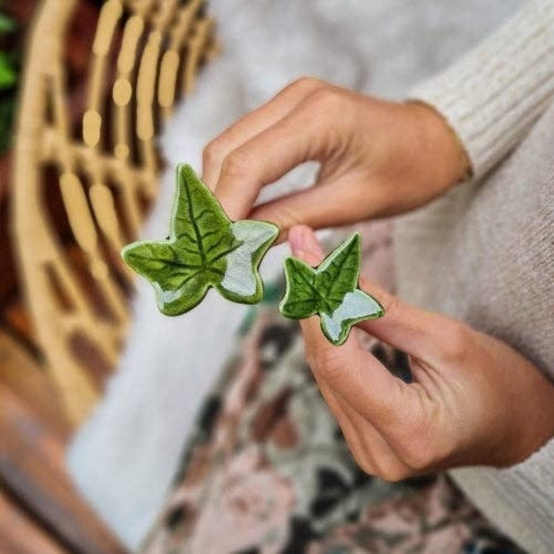 NaturoTheke Ceramic Ivy Leaf