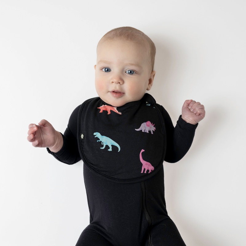 Cushy Bib in Midnight Roar
