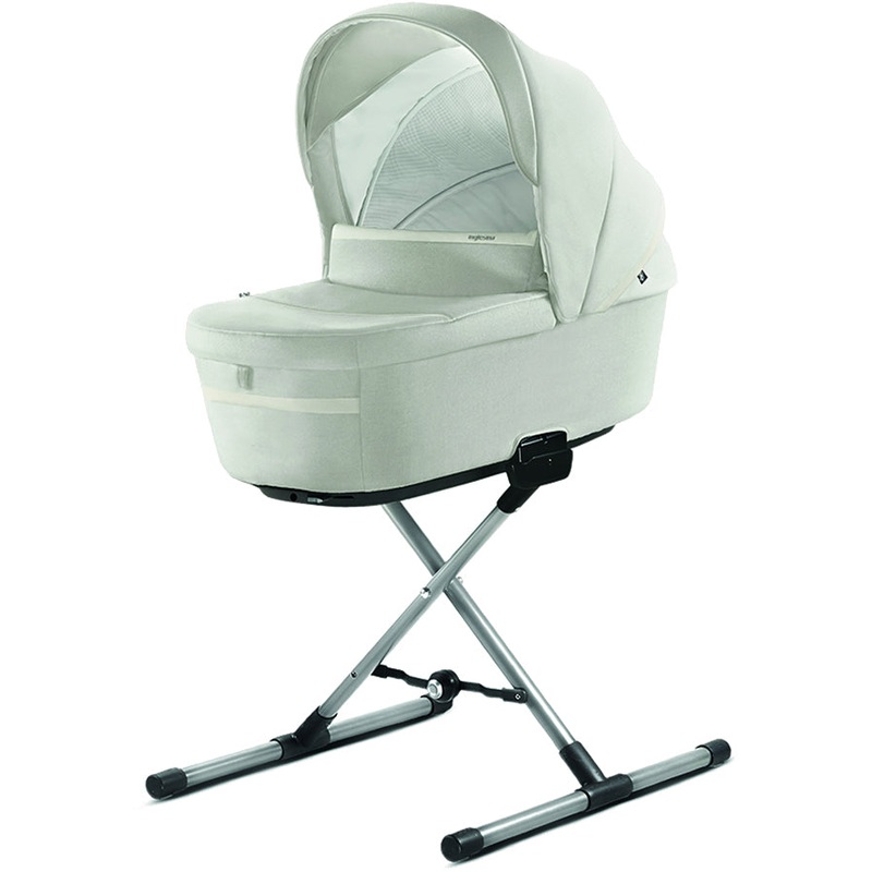 Inglesina Aptica Bassinet + Stand – Iceberg Grey