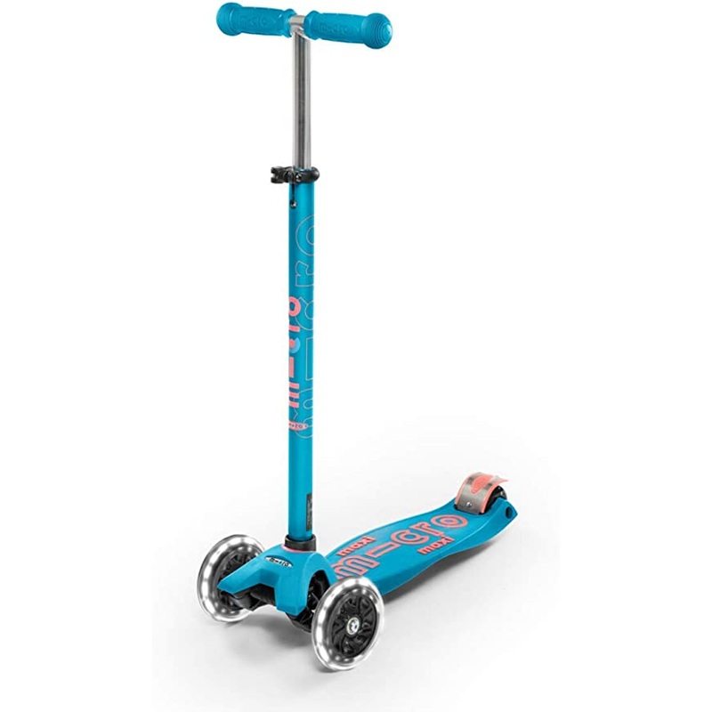 Micro Kickboard Maxi Deluxe LED Scooter