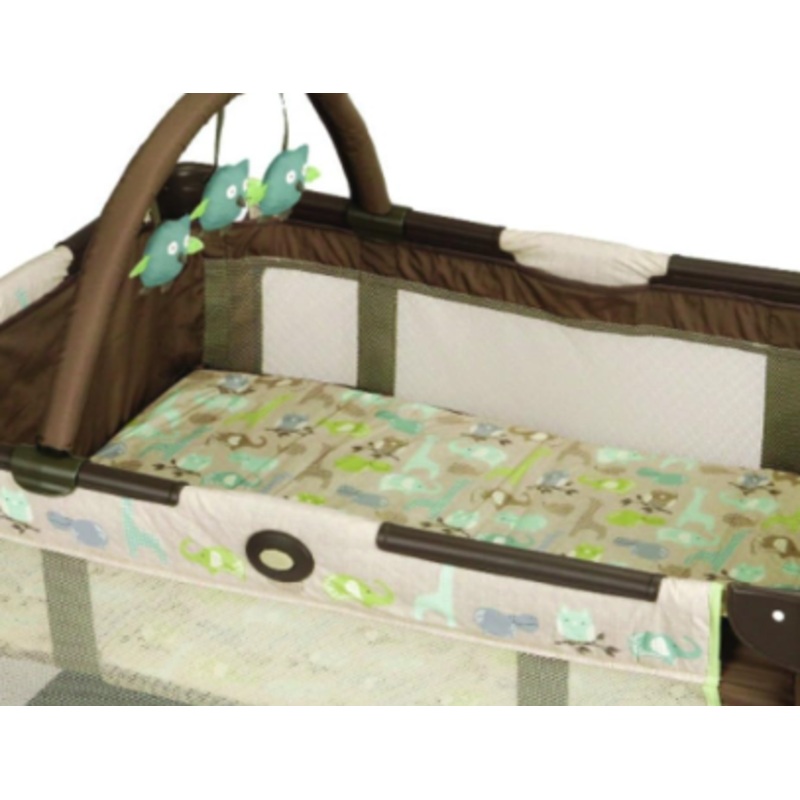 Graco Pack ‘n Play On The Go Playard, Forest Friends