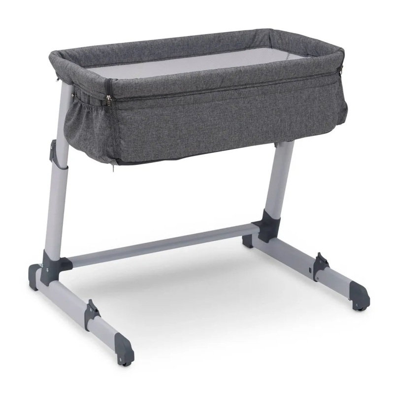 Delta Children Simmons Kids Dream Bedside Bassinet with Zip-Down Side Wall