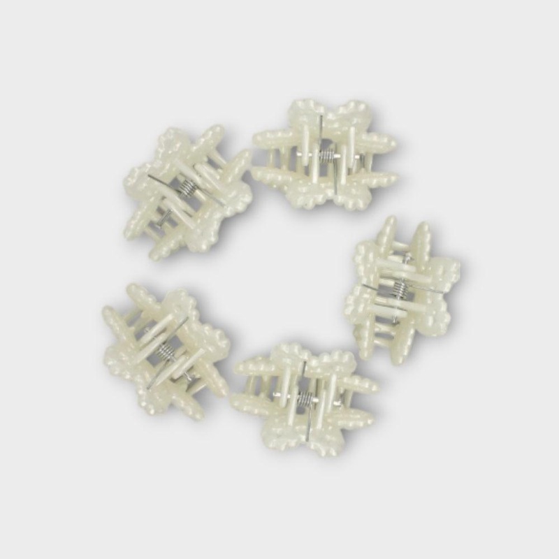 Pack Of White Flower Hair Clips