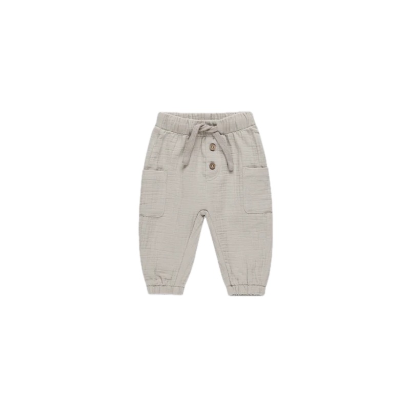Quincy Mae Luca Pant – Fog