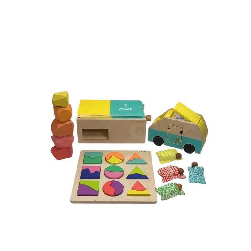 Lovevery The Free Spirit Play Kit