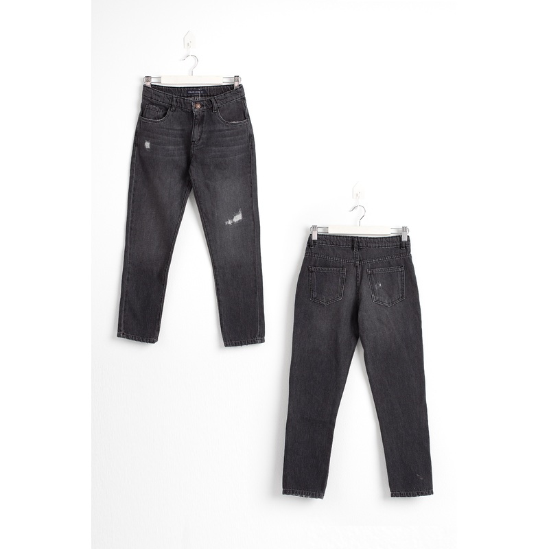 Ripped Regular-Fit Jeans
