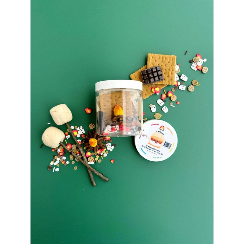 Earth Grown KidDough S’mores Mini Dough-To-Go Play Kit
