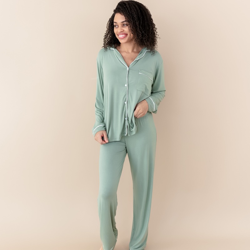 Women’s Long Sleeve Pajama Set in Thyme with Cloud Trim
