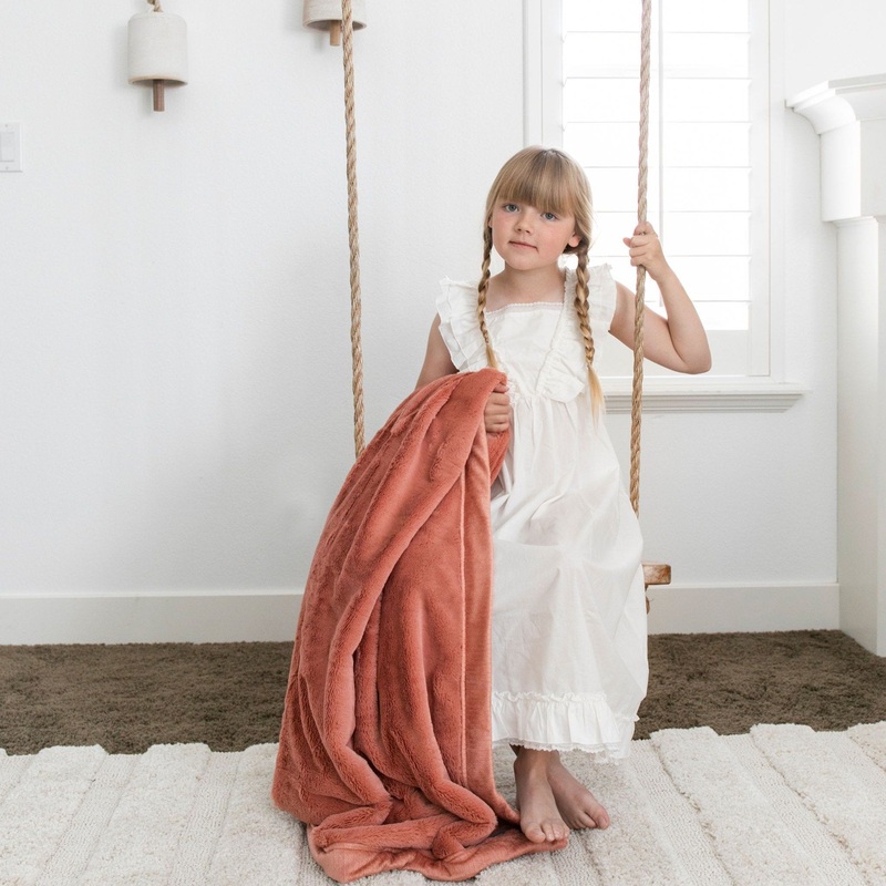 Saranoni Clay Toddler Lush Blanket