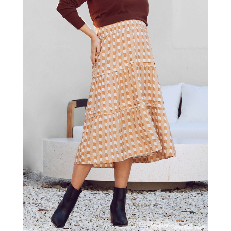 Tracy Maternity Ruffled Midi Skirt in Sandstone Stripe XS