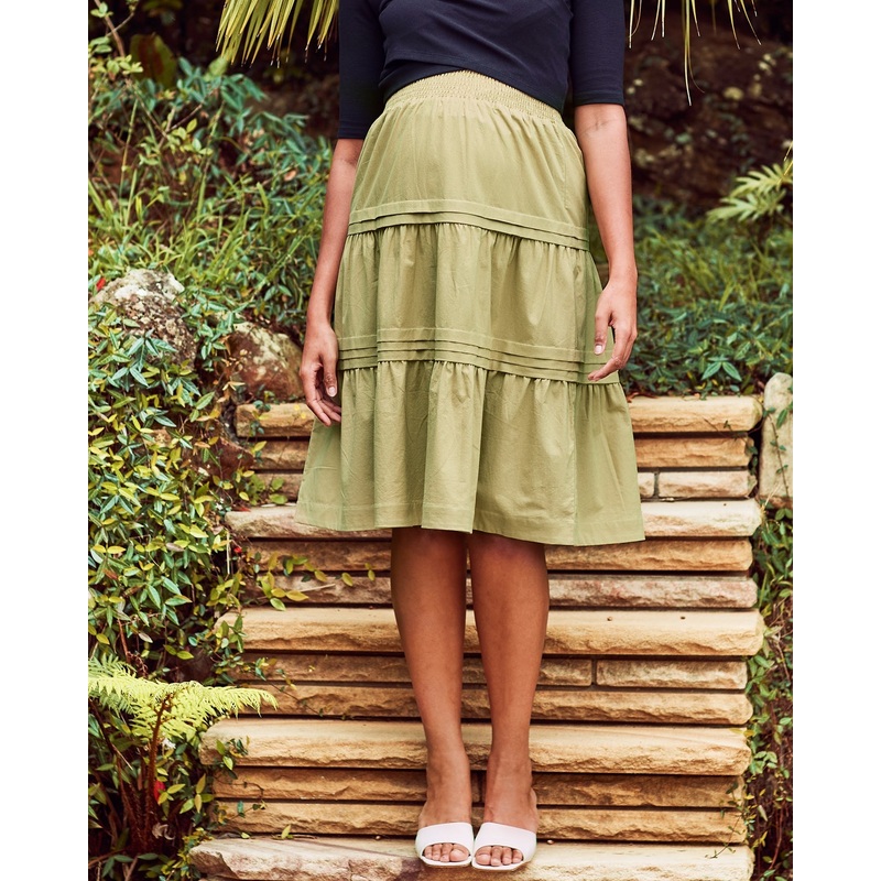 Tracy Maternity Tiered Midi Skirt in Chartreuse XS